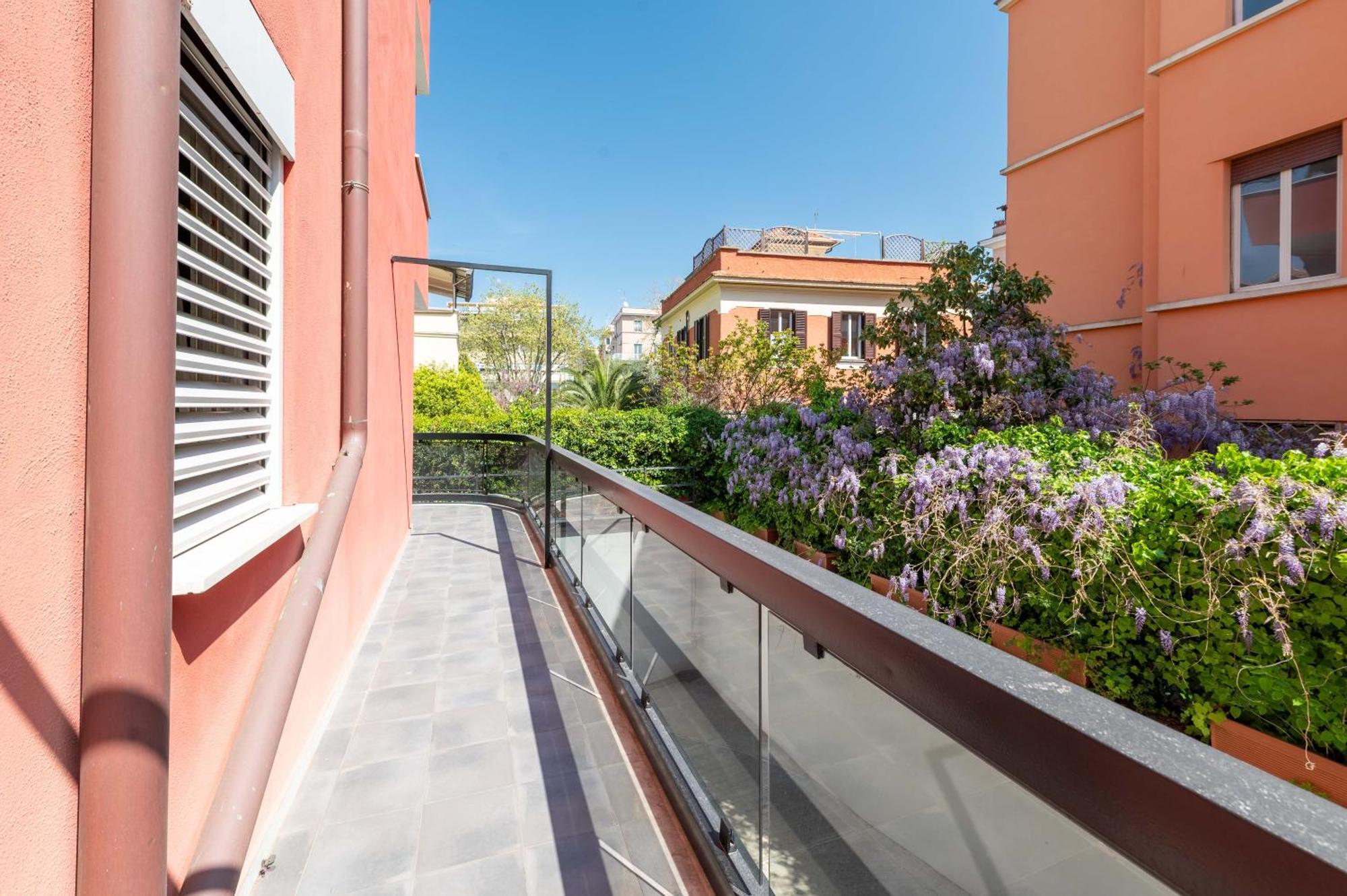Apartamento Loverhome 3 *