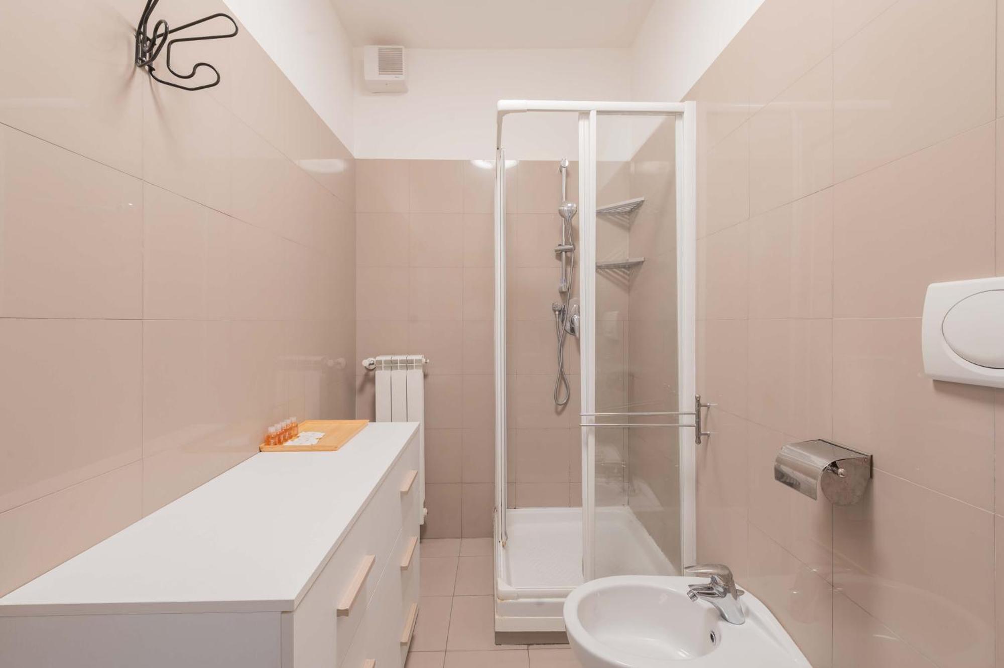 Loverhome 3 Apartment